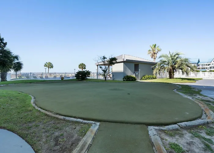 Holiday home Waterview With Shared Pool Panoramic Balcony Views And Wifi